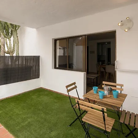 Home2book Sunny Fun Pool & Terrace 아파트