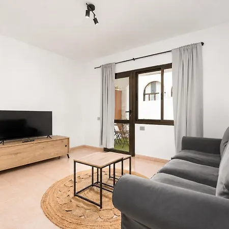 Home2book Sunny Fun Pool & Terrace Appartement