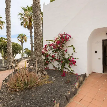 Home2book Sunny Fun Pool & Terrace Appartement *